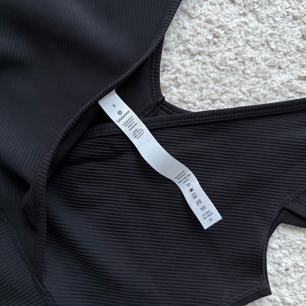 Lululemon Ready to Rise Short Sleeve - Picture 3 of 5